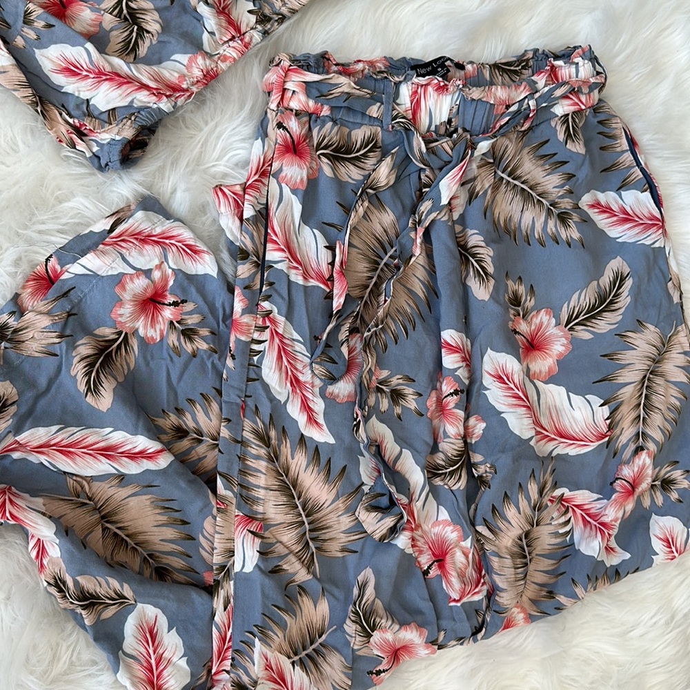 2pc Blue Floral Set - Picture 7 of 7
